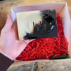 Handmade soap bar holder